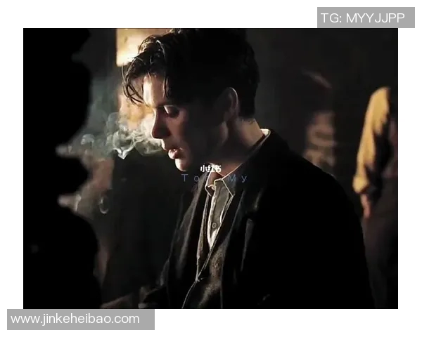 基利安墨菲头像的魅力与风格解析探索其在影视作品中的独特表现